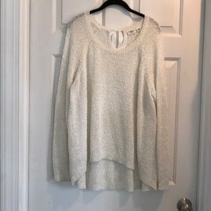 Hi/low off white sweater.